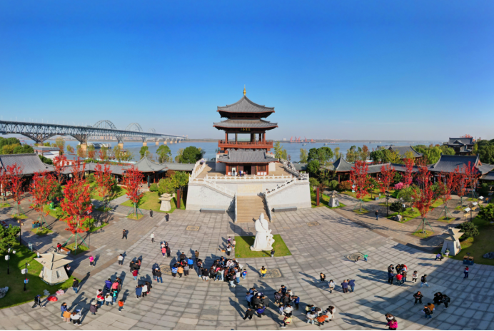 <p>道么两个</p> <p>多,</p>
